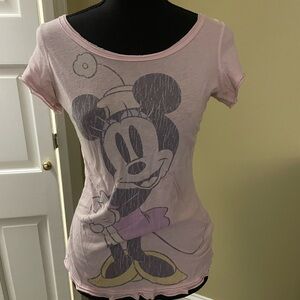 Light pink Minnie Mouse tee